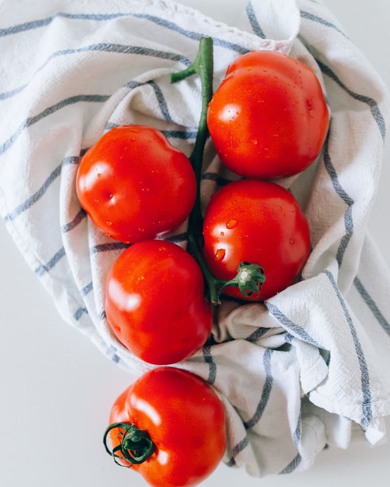 simpatia do tomate para parar de beber