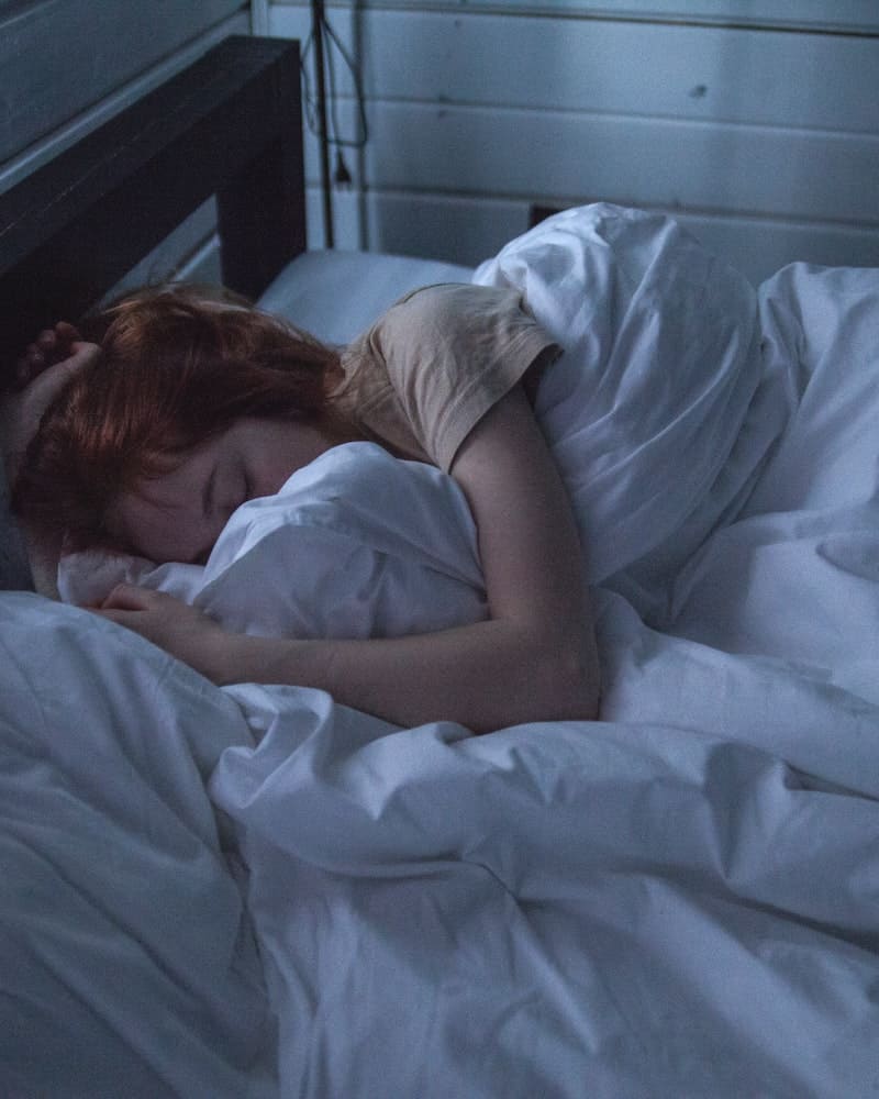 O que significa ouvir alguém chamar seu nome enquanto dorme